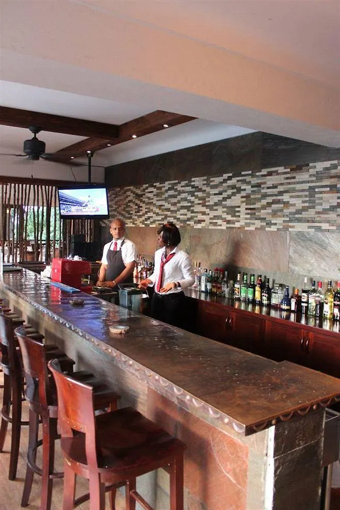 Hotel Villa Therese Port-au-Prince 3*,  Haiti